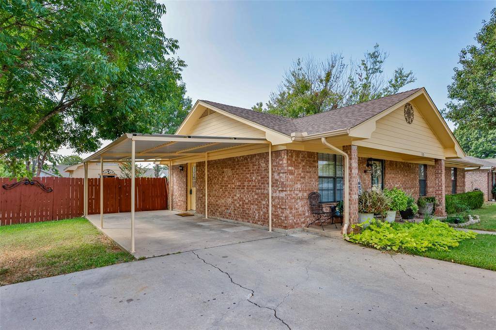 Collinsville, TX 76233,310 Tammy Court