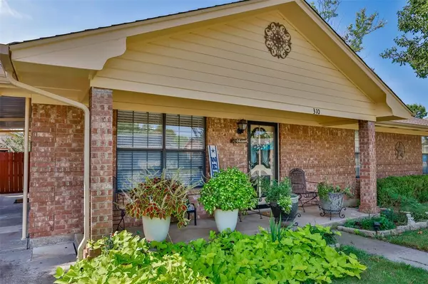 Collinsville, TX 76233,310 Tammy Court