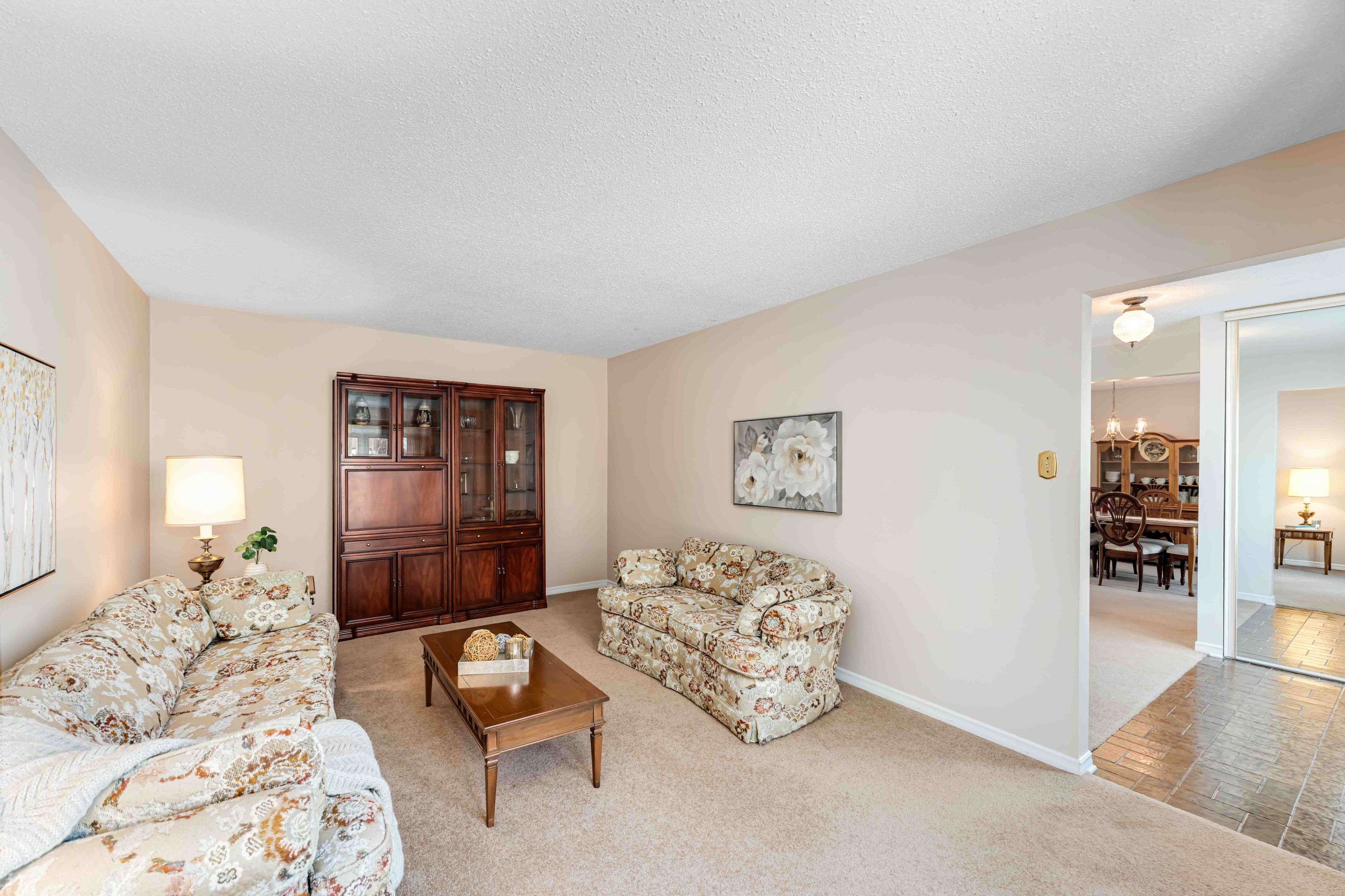 Country Place - Pineglen - Crestview And Area, ON K2E 7J7,13 Fifeshire CRES