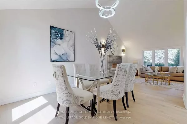 Newmarket, ON L3Y 4W1,1201 Kingdale RD