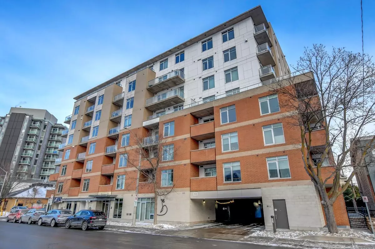 Tunneys Pasture And Ottawa West, ON K1Y 3A2,131 Holland AVE #404