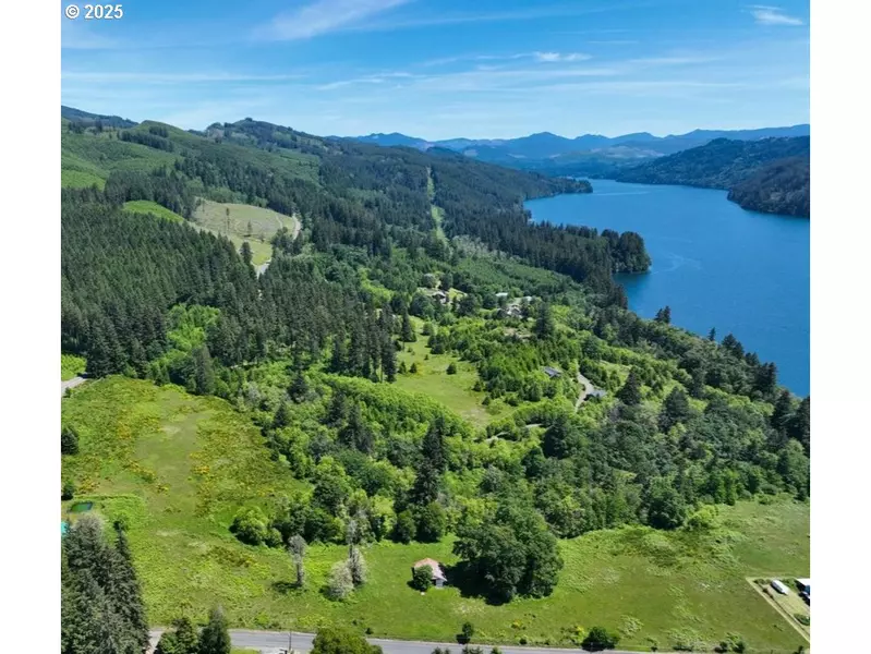 8305 Lewis River RD, Ariel, WA 98603