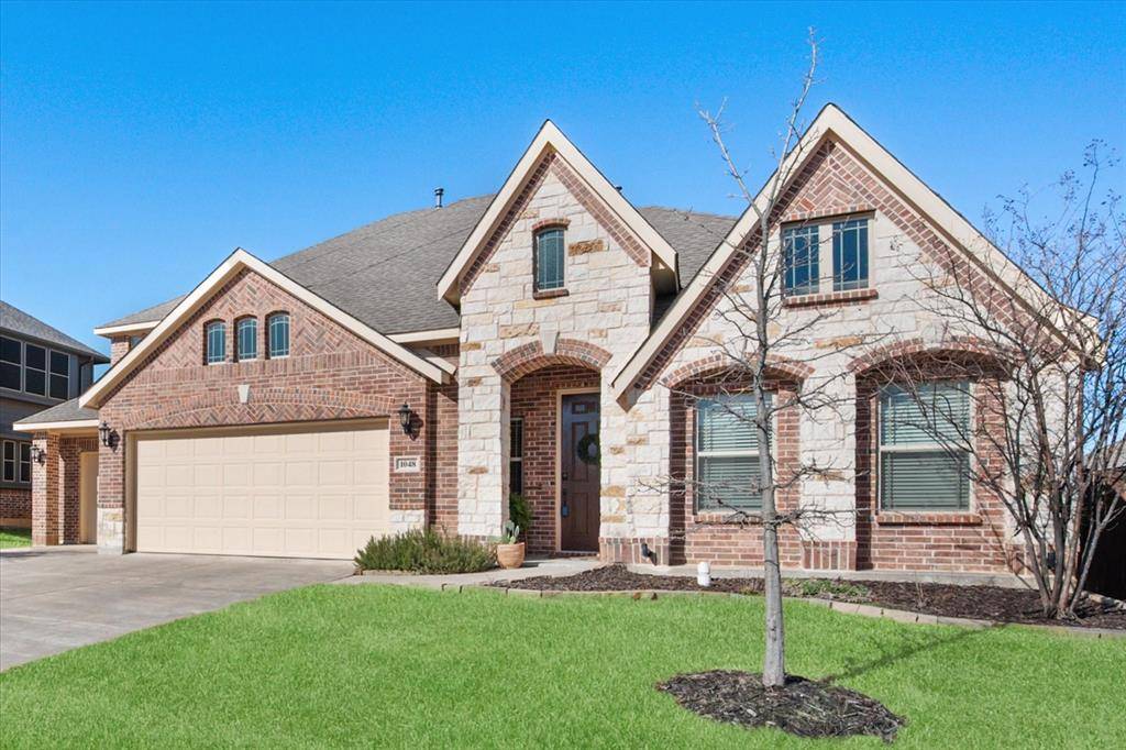 Burleson, TX 76028,1048 English Oak Drive