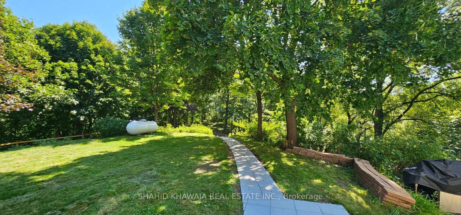 Hamilton, ON L9H 5E3,716 Artaban RD