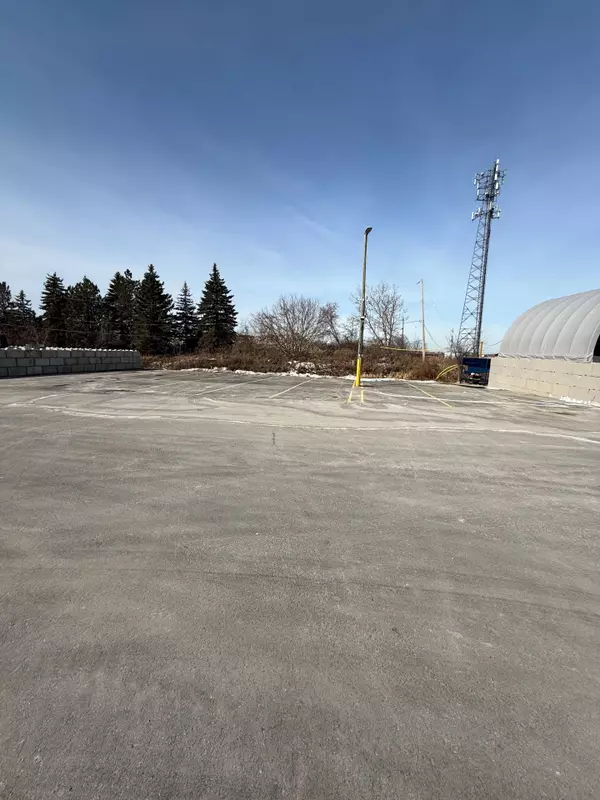 Vaughan, ON L7B 1B2,3230 King-Vaughan RD