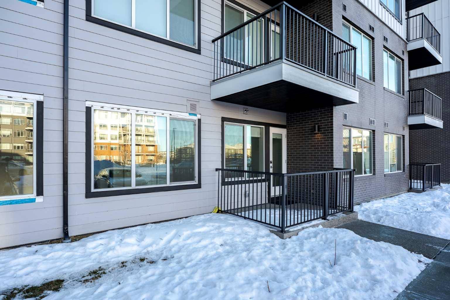 Calgary, AB T3N 2K1,395 Skyview Pkwy NE #1119