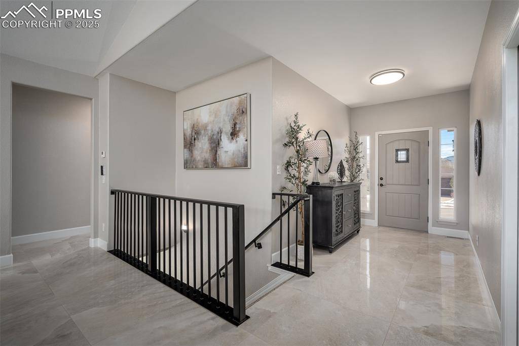 Colorado Springs, CO 80920,2367 Craycroft DR