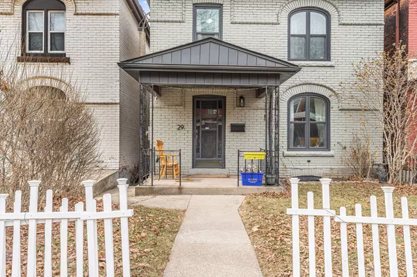Hamilton, ON L8L 5P4,29 St Matthews AVE