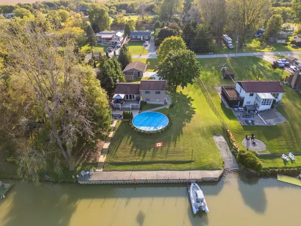 Lambton Shores, ON N0M 2N0,9952 Prince Philip ST