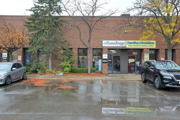 333 Wyecroft RD #5-6A, Oakville, ON L6K 2H2