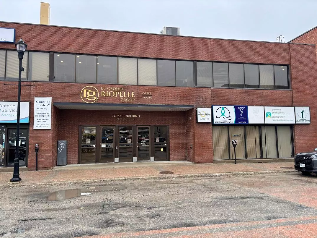 Timmins, ON P4N 2K1,87 Pine ST S #101