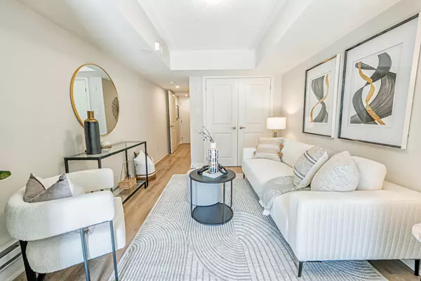 Whitby, ON L1R 3K4,8 Esquire WAY