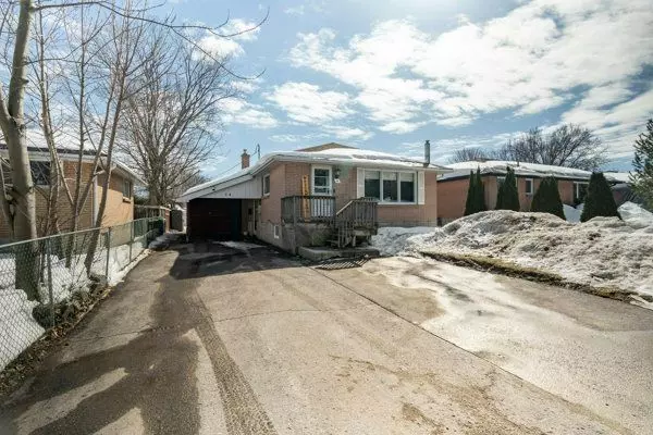 Barrie, ON L4M 2S6,34 Bothwell CRES