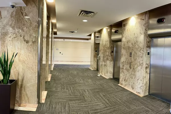Toronto E11, ON M1B 3V4,305 Milner AVE #700-B01