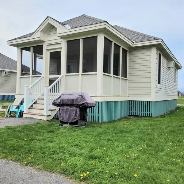 Prince Edward County, ON K0K 1P0,40 Meadow View LN