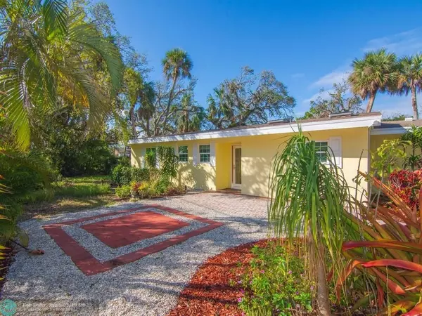 Vero Beach, FL 32963,618 Holly Rd