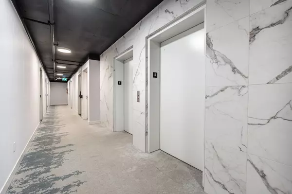 Burlington, ON L7M 2A8,3210 Dakota Common N/A #A505