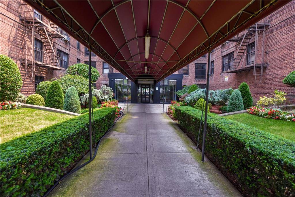Brooklyn, NY 11230,1119 Ocean Pkwy #1O