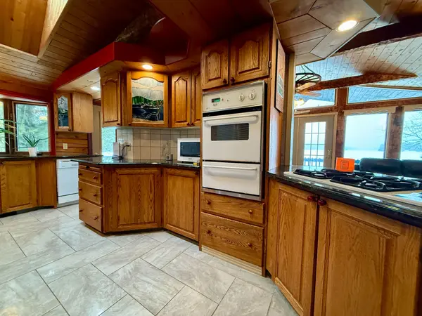 Tudor And Cashel, ON K0L 1W0,1179 Weslemkoon Lake RD ##B