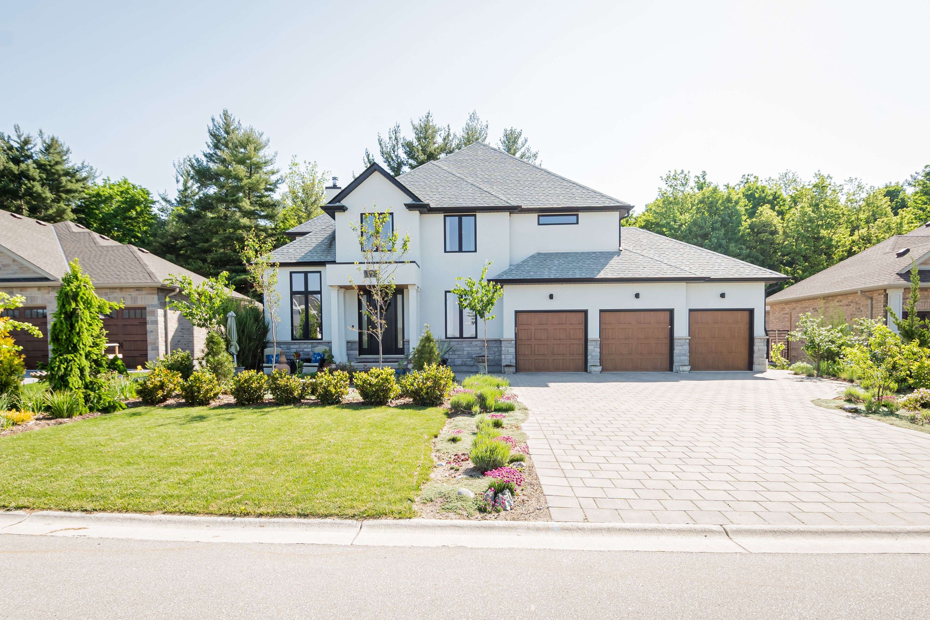 Thames Centre, ON N0M 2P0,156 Elliott TRL