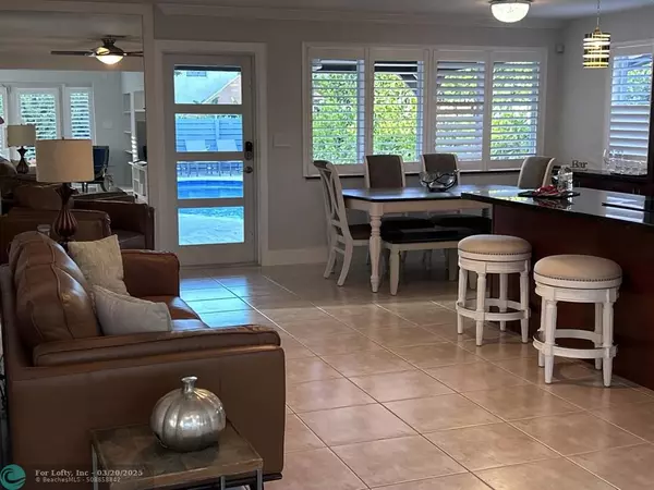 Fort Lauderdale, FL 33305,928 NE 23rd Dr