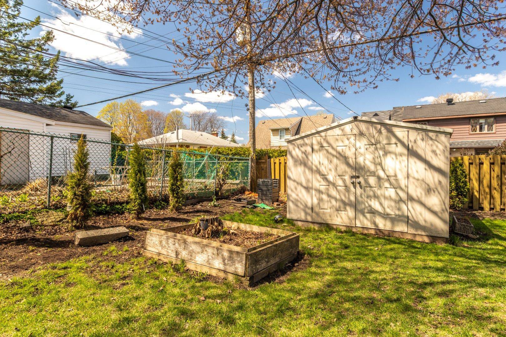 Carlington - Central Park, ON K1Z 7X6,1415 Larose AVE