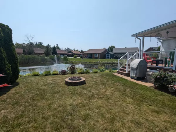 Wasaga Beach, ON L9Z 1X7,6 HURON CIR