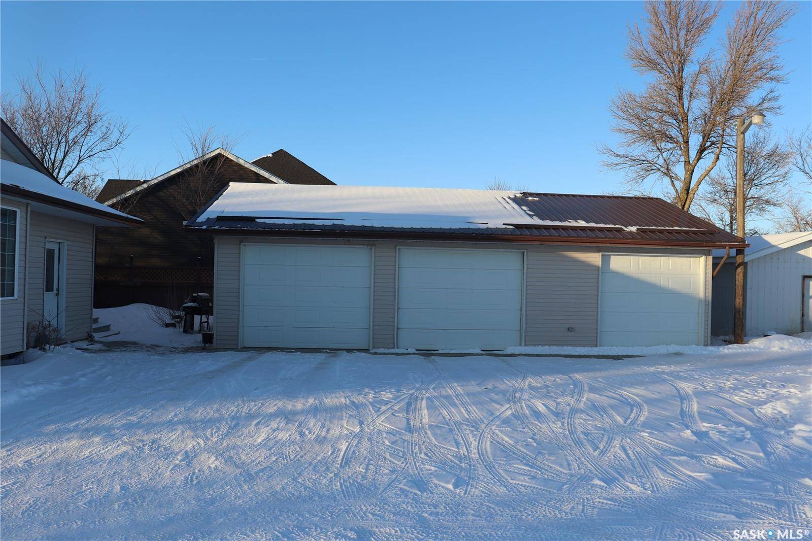 Lucky Lake, SK S0L 1Z0,111 4th AVENUE S