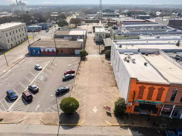 Sherman, TX 75090,111 S Travis Street
