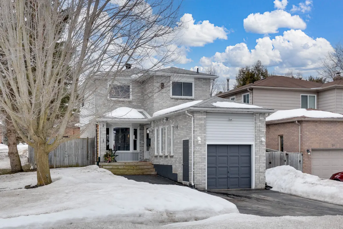 Barrie, ON L4N 6H8,30 Garden DR