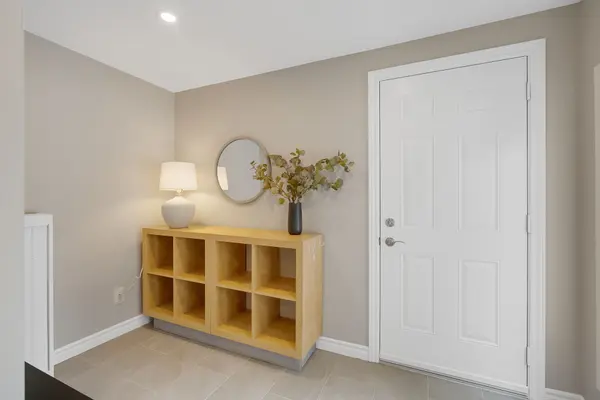 Barrie, ON L4N 6H8,30 Garden DR