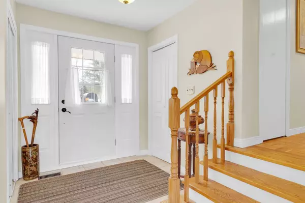 Addington Highlands, ON K0H 1P0,74 Pineview DR