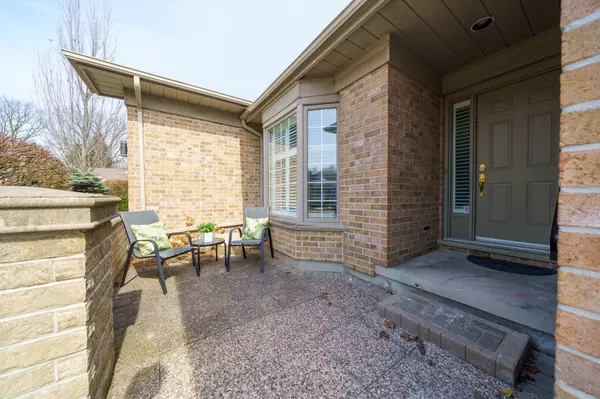 London North, ON N6H 2T7,1151 Riverside DR #5