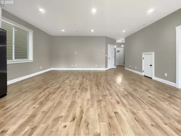 Camas, WA 98607,620 NW IVY ST