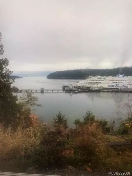 7 White Eagle Terr, Nanaimo, BC V9S 3C5