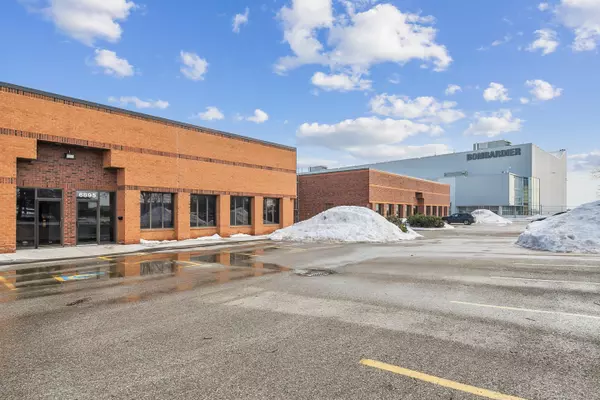 6885-6895 Menway CT #Unit 1, Mississauga, ON L5S 1W2