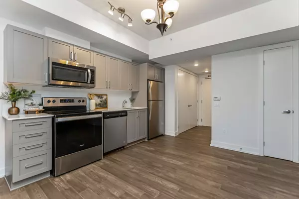 Kanata, ON K2K 0N8,280 Herzberg RD #105