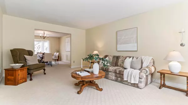 London, ON N6K 3A9,736 Griffith ST