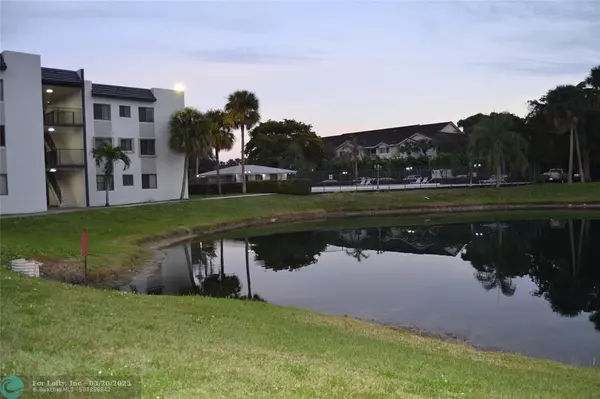 Sunrise, FL 33351,3720 N Pine Island Rd #334