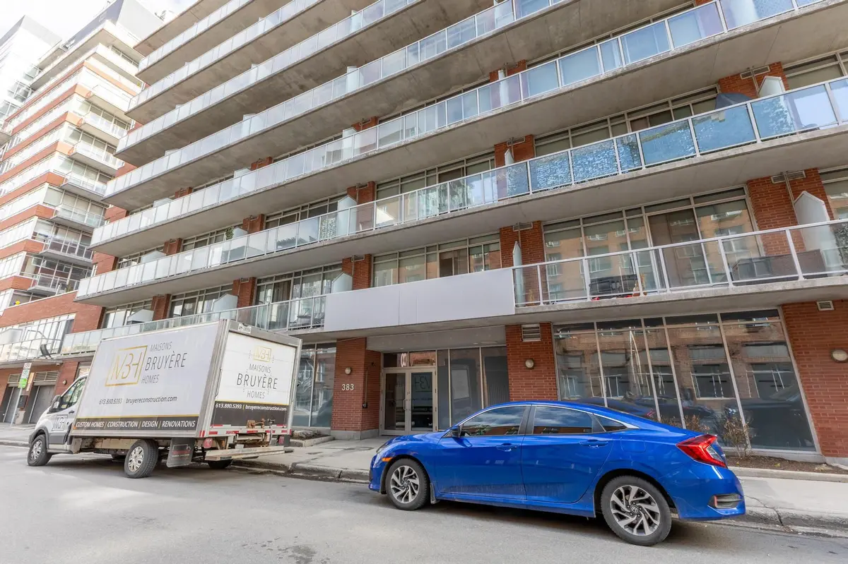 Lower Town - Sandy Hill, ON K1N 1J7,383 CUMBERLAND ST #501