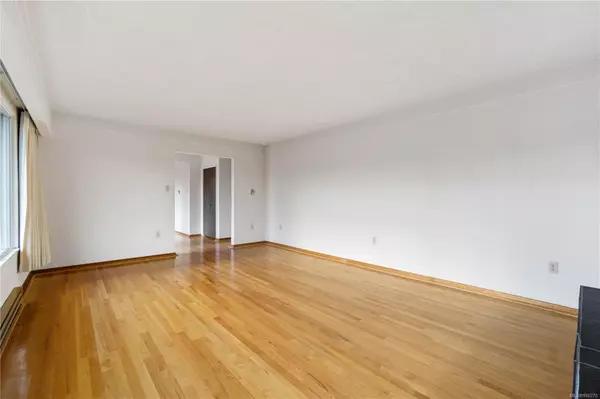 Esquimalt, BC V9A 5N7,1150 Hadfield Ave