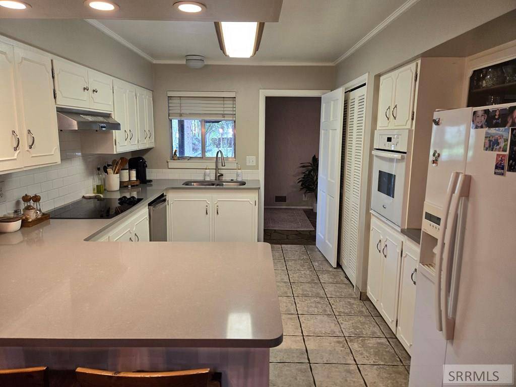 St Anthony, ID 83445,635 E 4th N