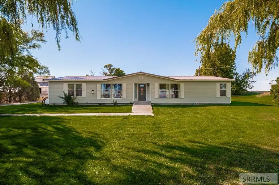 852 S 2200 W, Aberdeen, ID 83210