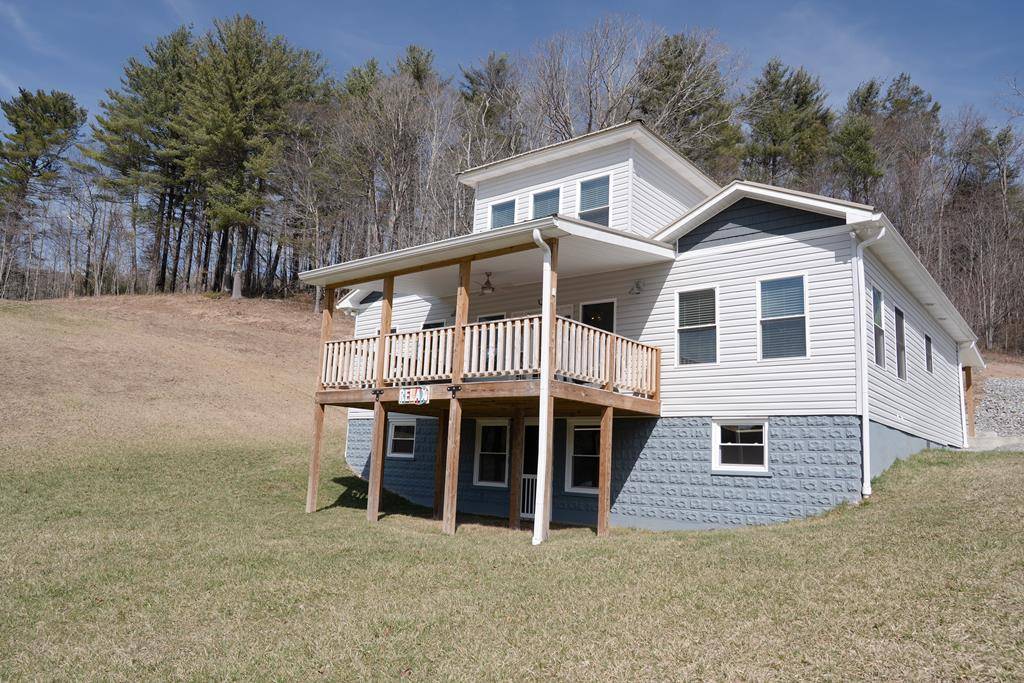 11 Overdale Lane, Troutdale, VA 24378