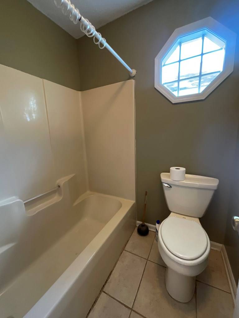 Valdosta, GA 31602,257 Blue Pool Dr.