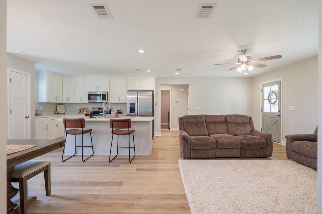 Ray City, GA 31645,107 Swindle Street