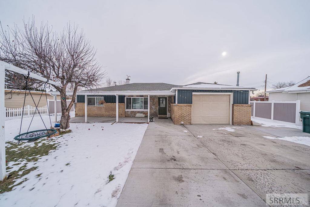 854 N University Drive,  Blackfoot,  ID 83221