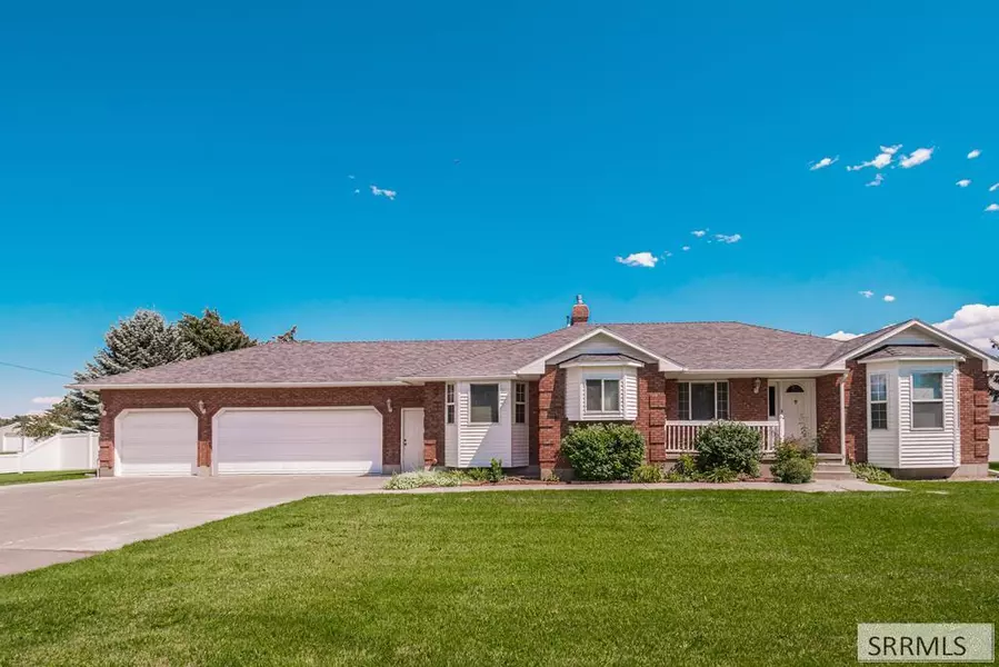 2576 N 50 E, Iona, ID 83427