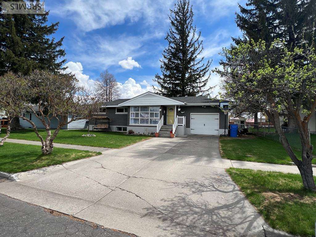 330 E 3rd N, St Anthony, ID 83445