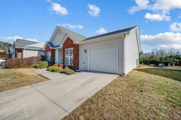 8 Emily LN, Lynchburg, VA 24501